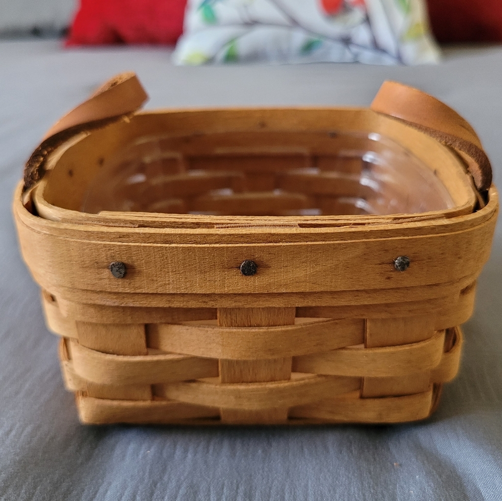 Longaberger 1993 Sweet Basil Basket with Protector - EUC